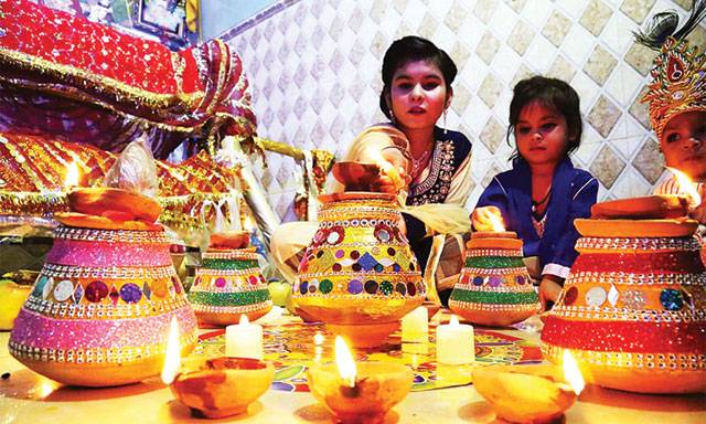 The Glow of Diwali Shines in Pakistan The Glow of Diwali Shines in Pakistan