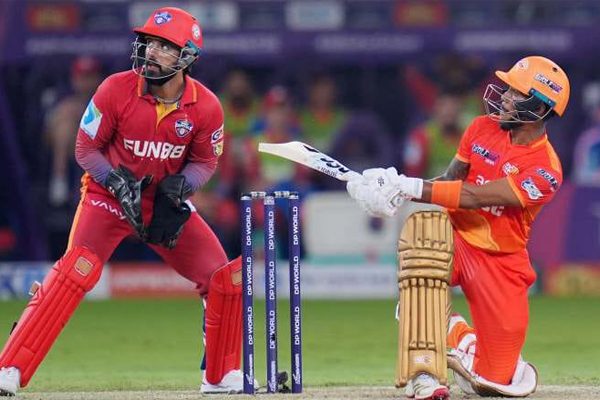 Gulf Giants and dubai capital ilt20