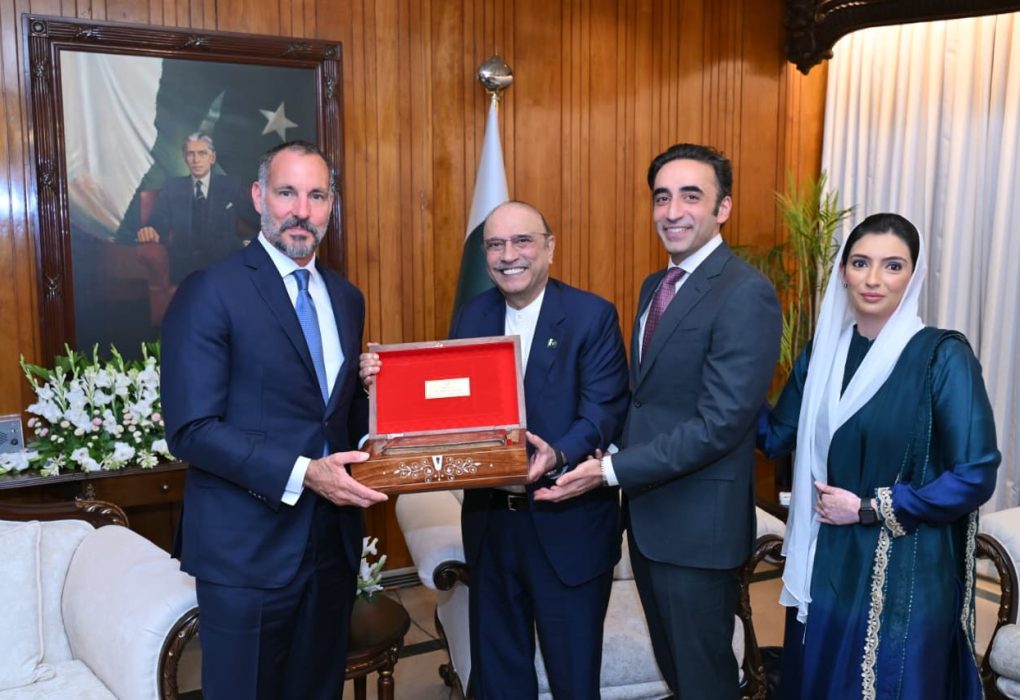 Aga Khan V in Pakistan